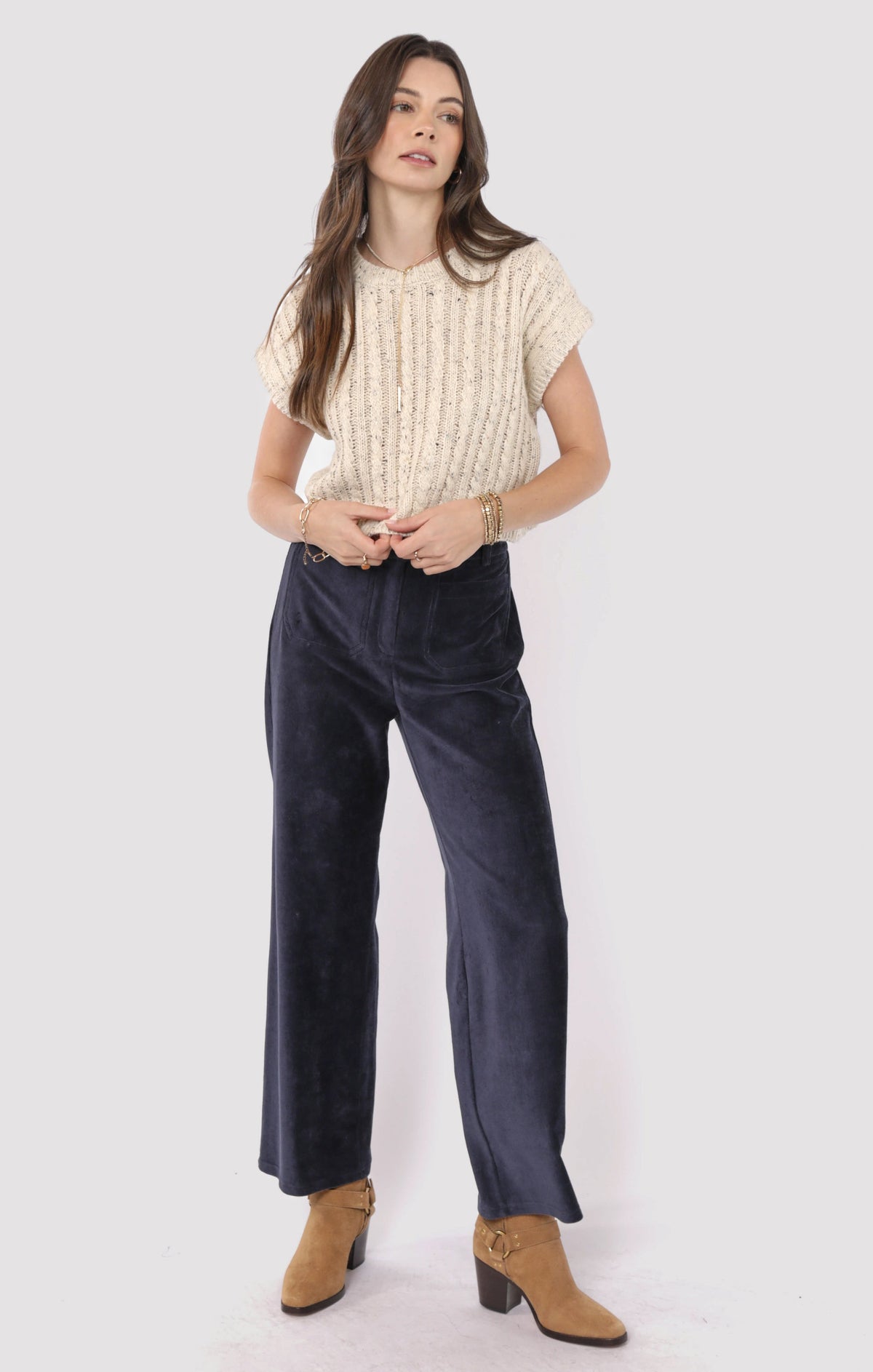 SADIE AND SAGE Women's Sweaters Sadie and Sage Effortless Cable Knit Sweater Tank || David's Clothing