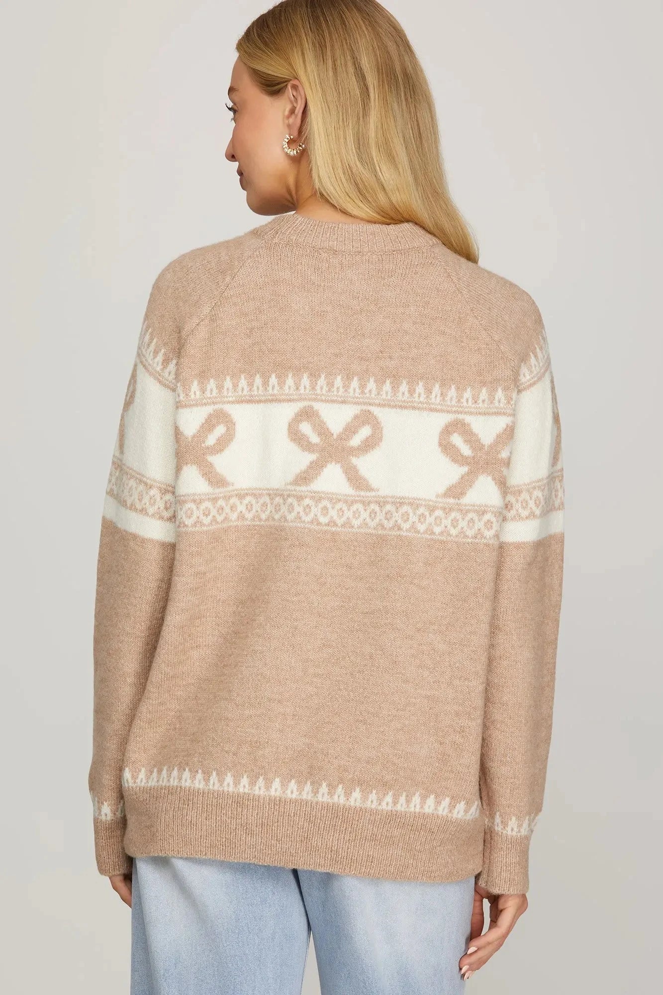 SHE AND SKY Women's Sweaters Long Sleeve Bow Patterned Sweater Top || David's Clothing