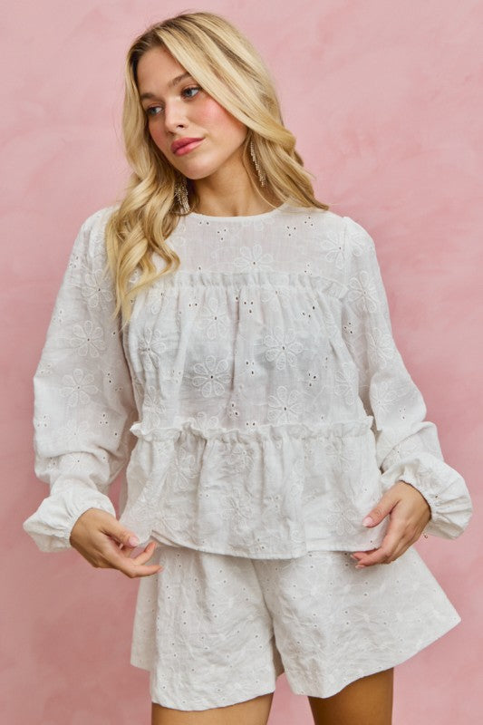 SO ME Women's Shorts Embroidered Eyelet Wide Leg Shorts