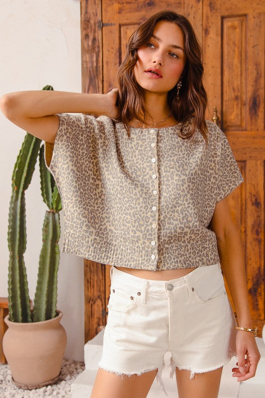 SO ME Women's Sweaters Vintage Leopard Print Button Front Sweater Vest Top