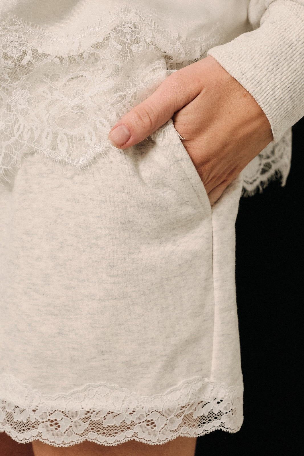 SUNDAY EDITION Women's Shorts High Waist French Terry Lace Trimmed Elastic Sweatshorts