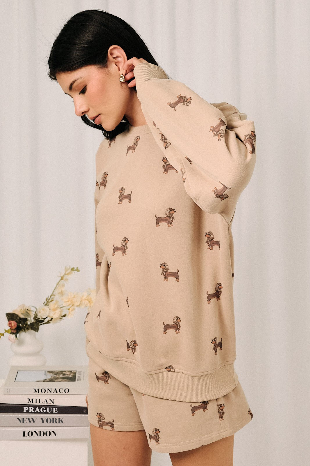 SUNDAY EDITION Women's Sweatshirt Round Neck Weenie All Over Print Sweatshirt