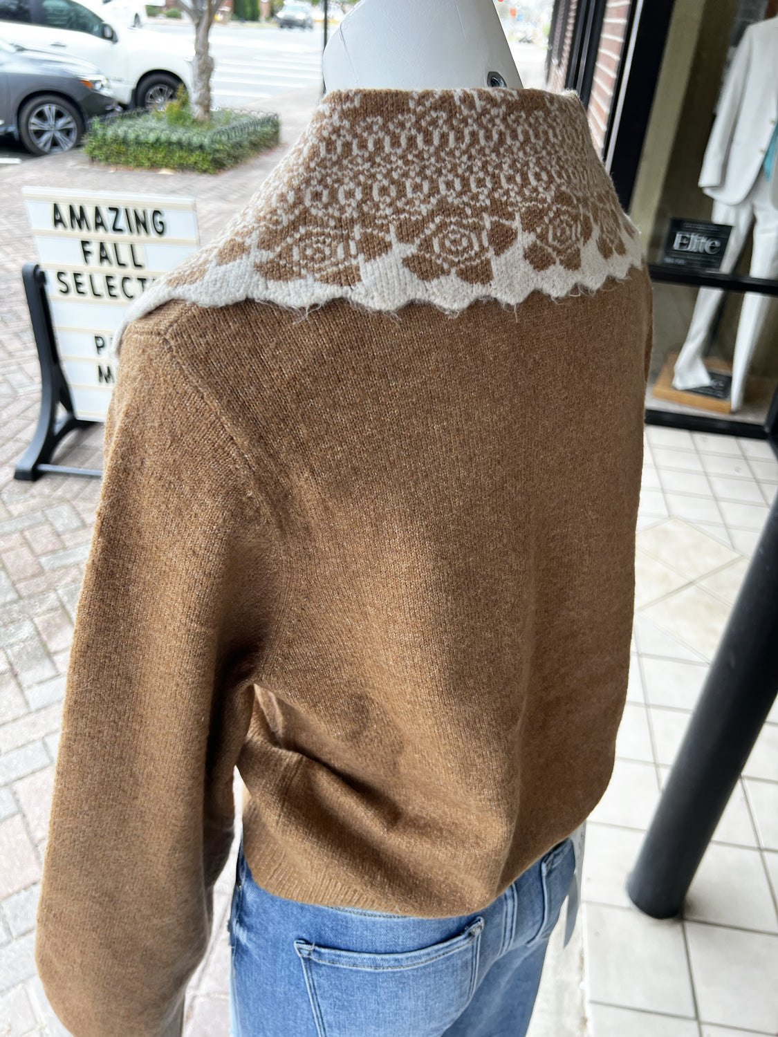 THML Women's Sweaters Detailed Collared Top